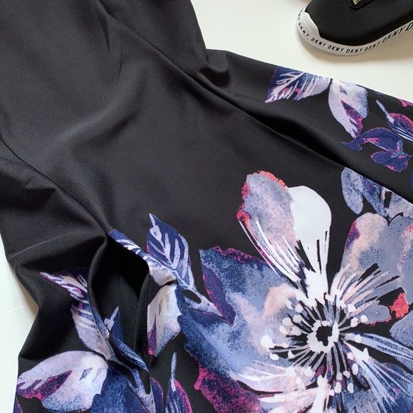 DKNY Floral Scuba Fit & Flare Dress Size 4 - Picture 5 of 7